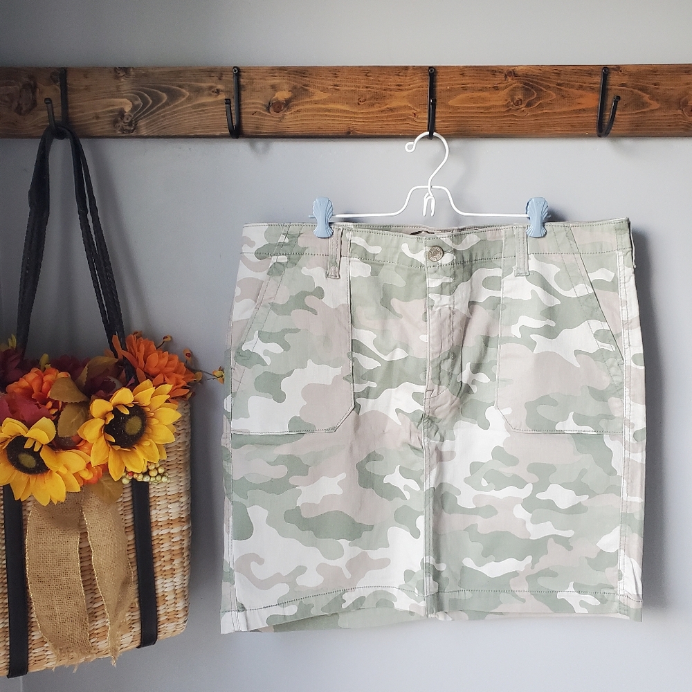 Seven7 Camouflage Utility Skirt Size 18